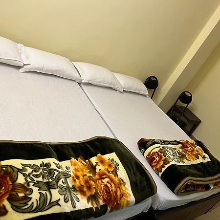Incredible Banaras Inn Варанаси Экстерьер фото